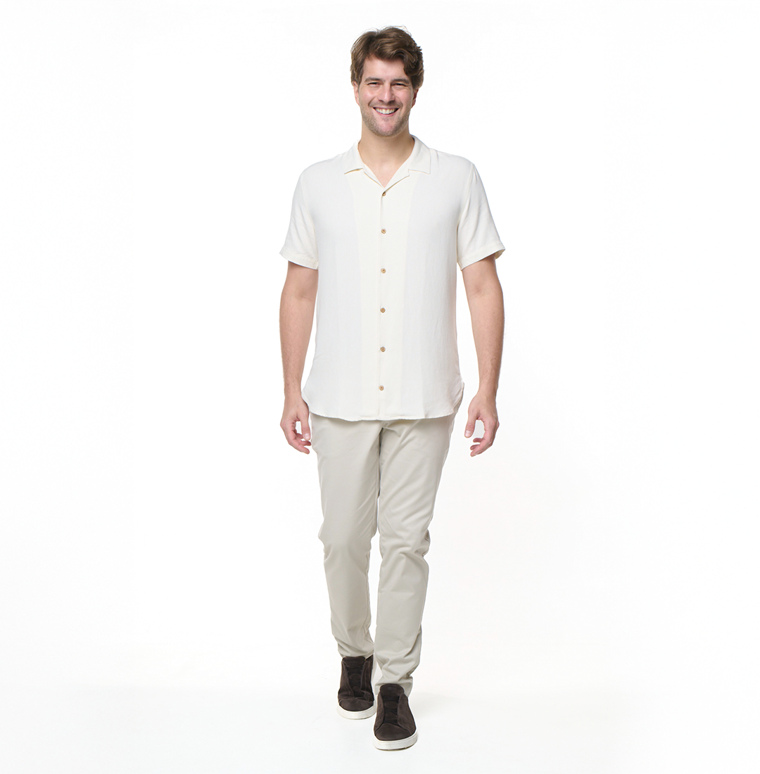 Camisa Resort