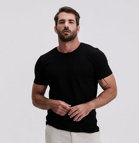Camiseta Minimal - Compre 3 e leve 4 + Carteira